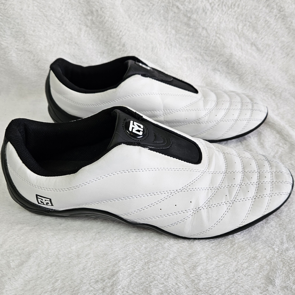 Mooto Wings Martial Arts Shoes size 12 White Black Tae Kwon Do